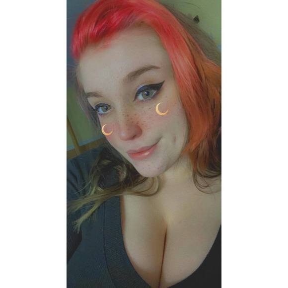 Poshmark profile picture for @trunk